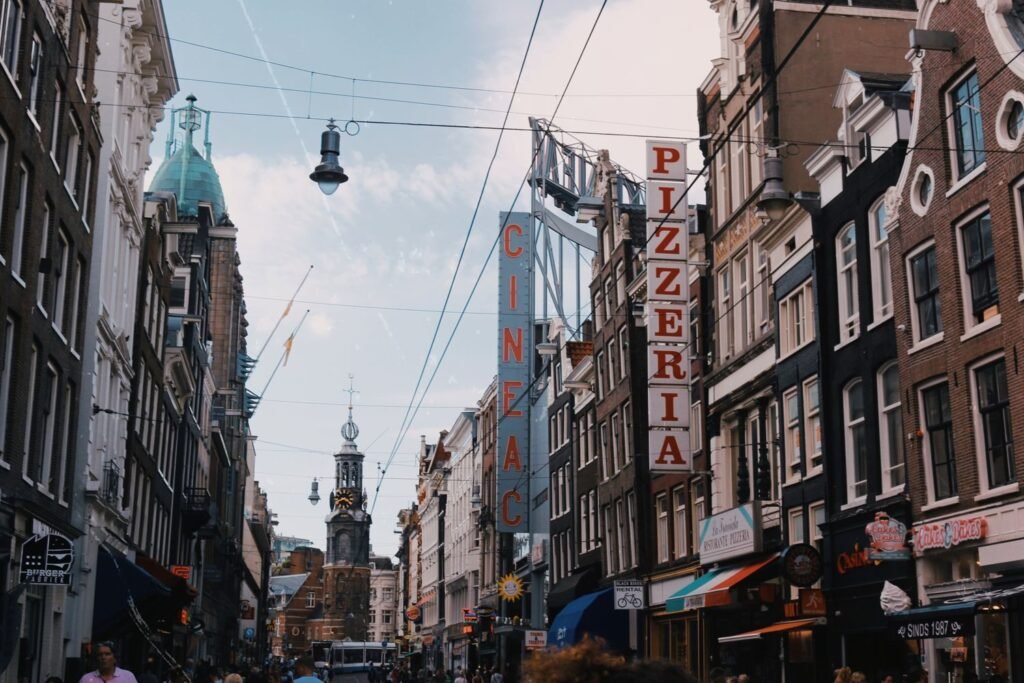 Winkelen in de Sassenstraat en de Luttekestraat